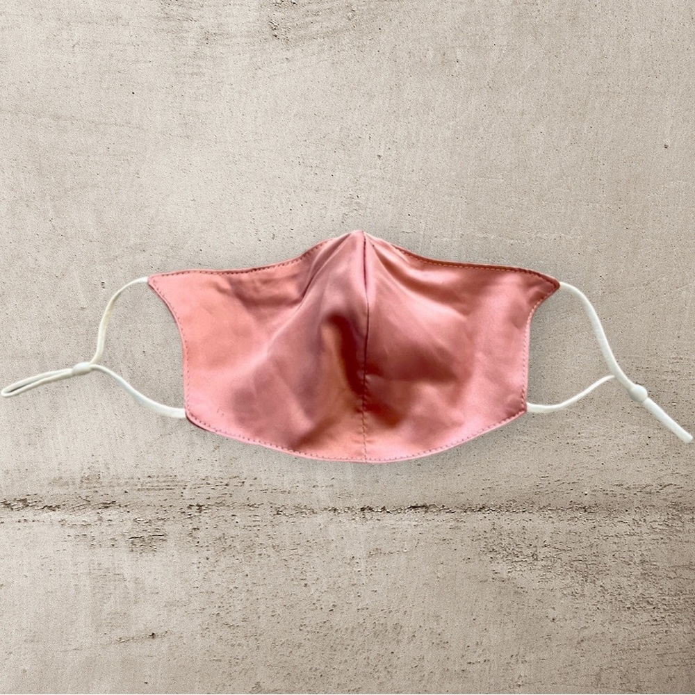 FREE WITH ANY PURCHASE David's Bridal Pink Satin Mask